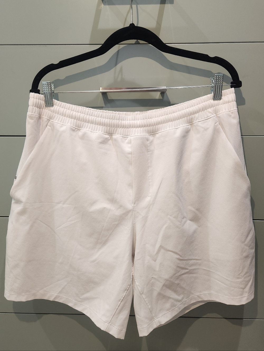 Men's Lululemon Pace Breaker Lined Short 7" White Never Worn